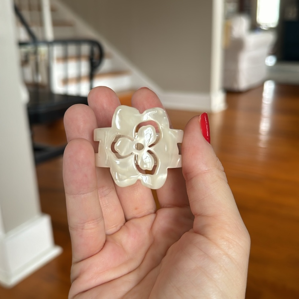 Draper James magnolia mother of pearl napkin rings